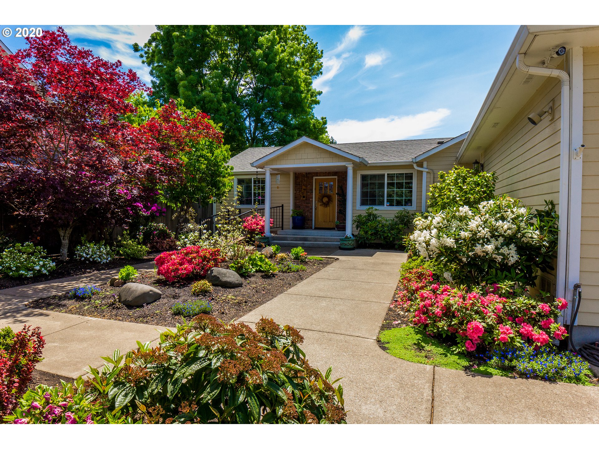 1240 Brickley Road Eugene, OR 97401 - Photo 1 of 30 Gallery Image 1