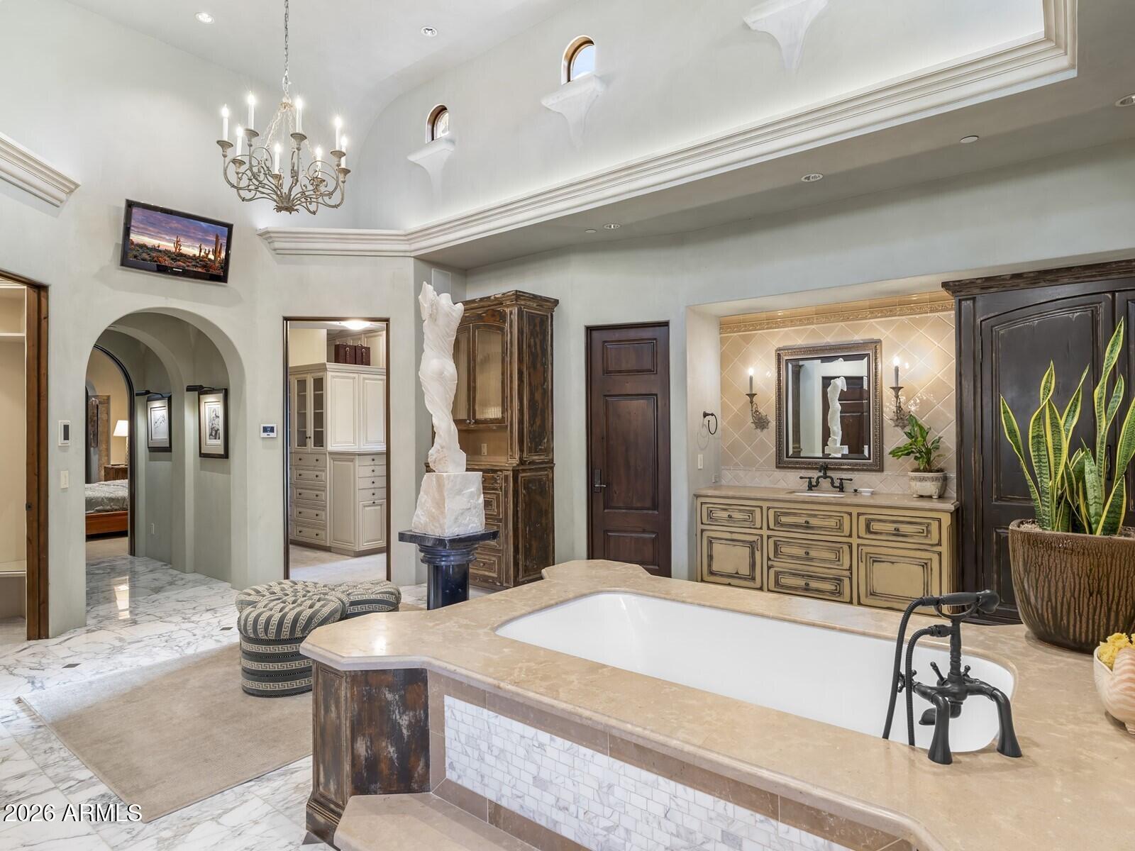 6619 East Stallion Road Paradise Valley, AZ 85253 - Photo 40 of 66 061_Primary Bathroom