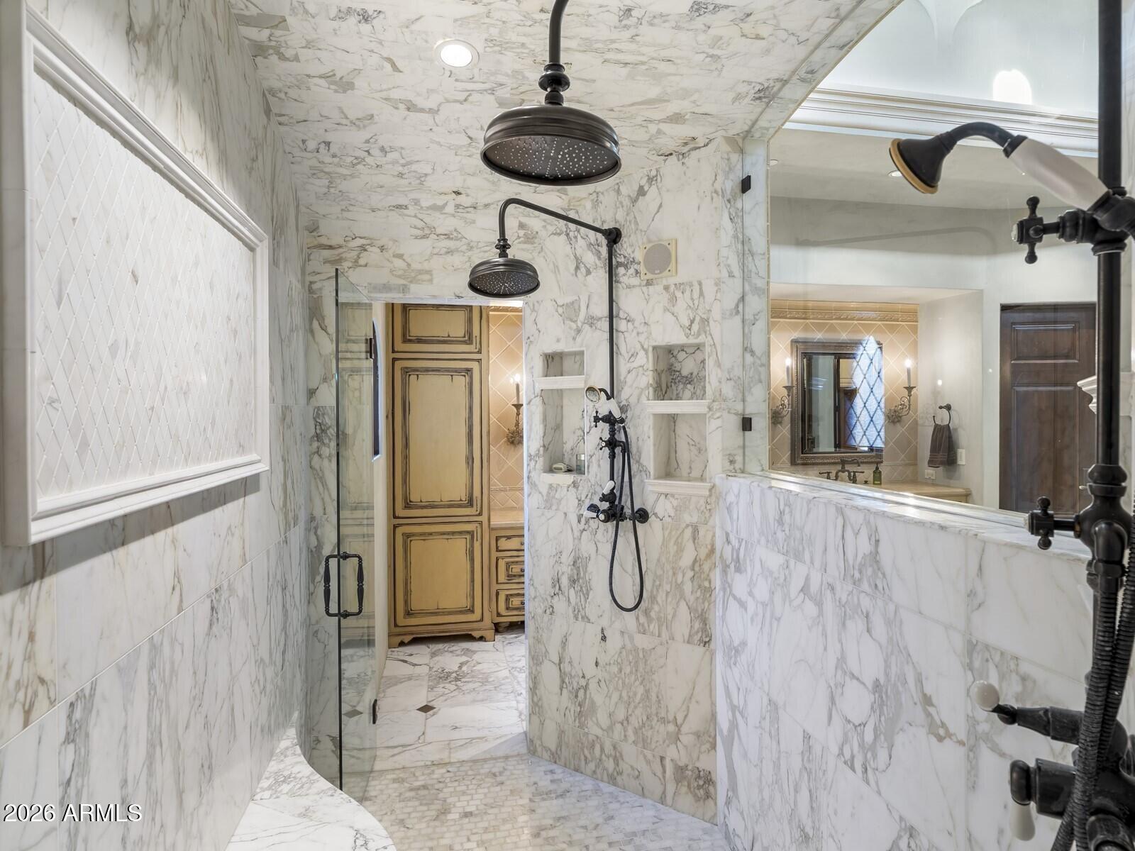 6619 East Stallion Road Paradise Valley, AZ 85253 - Photo 41 of 66 062_Primary Bathroom