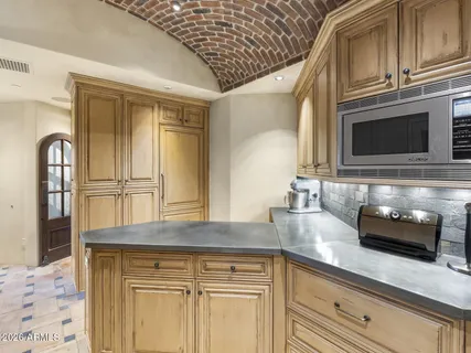 $7,200,000 | 6619 East Stallion Road, Paradise Valley, AZ 85253