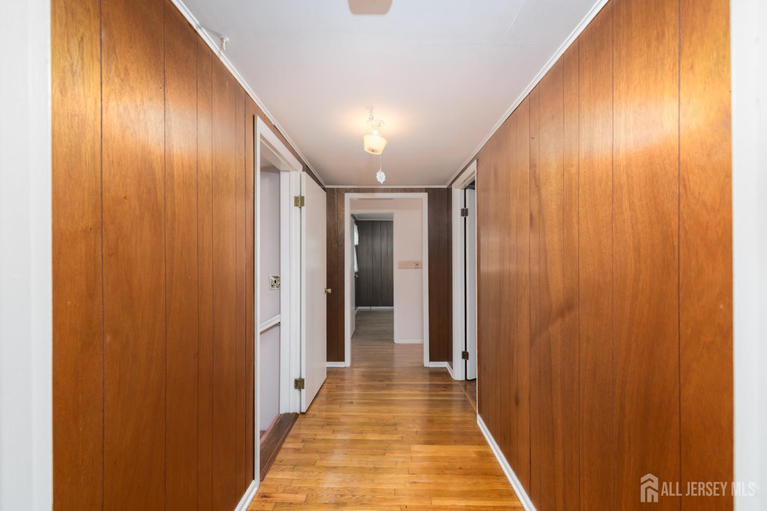 110 Sheppard Place Fords, NJ 08863 - Photo 17 of 34 a view of a hallway