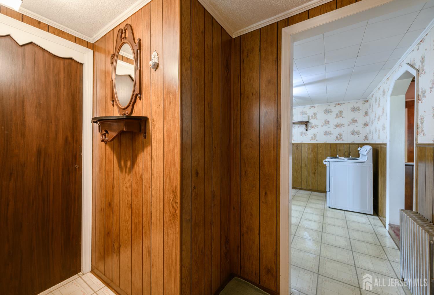 110 Sheppard Place Fords, NJ 08863 - Photo 7 of 34 a bathroom with a shower