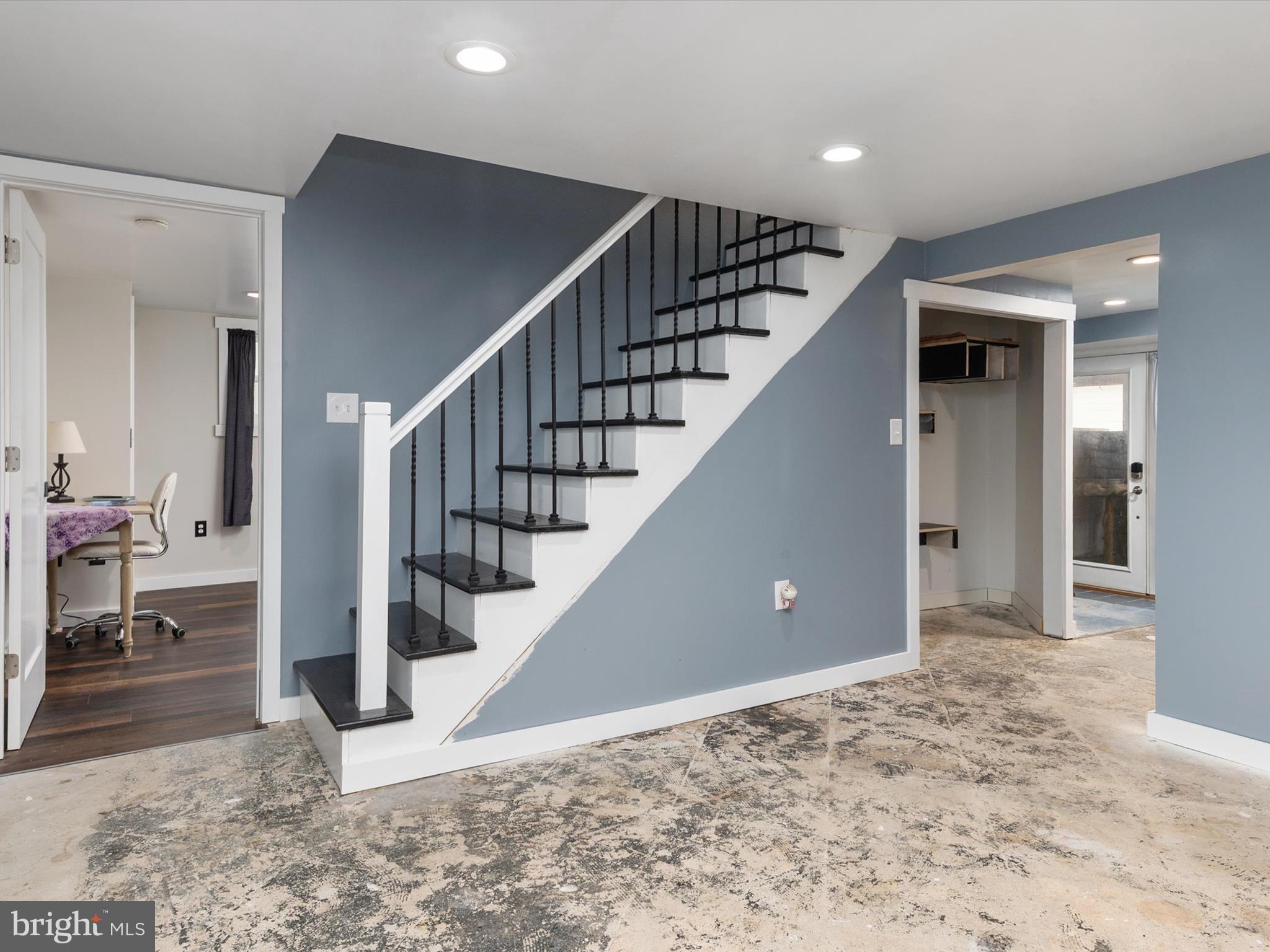 9 Lexington Road Harmans, MD 21077 - Photo 29 of 41 a view of entryway and hall