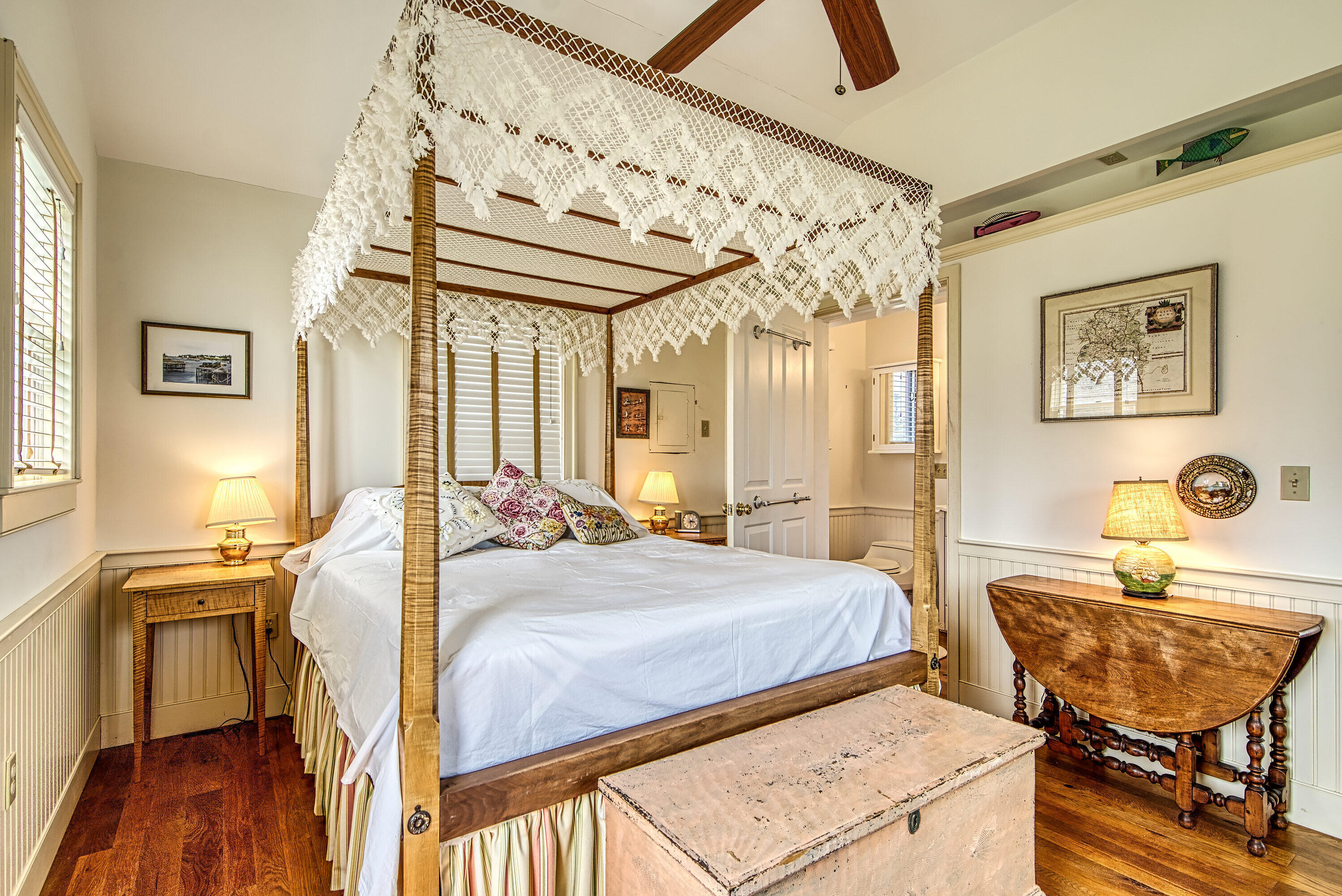 677 Corea Road Gouldsboro, ME 04624 - Photo 43 of 51 Guest House bed