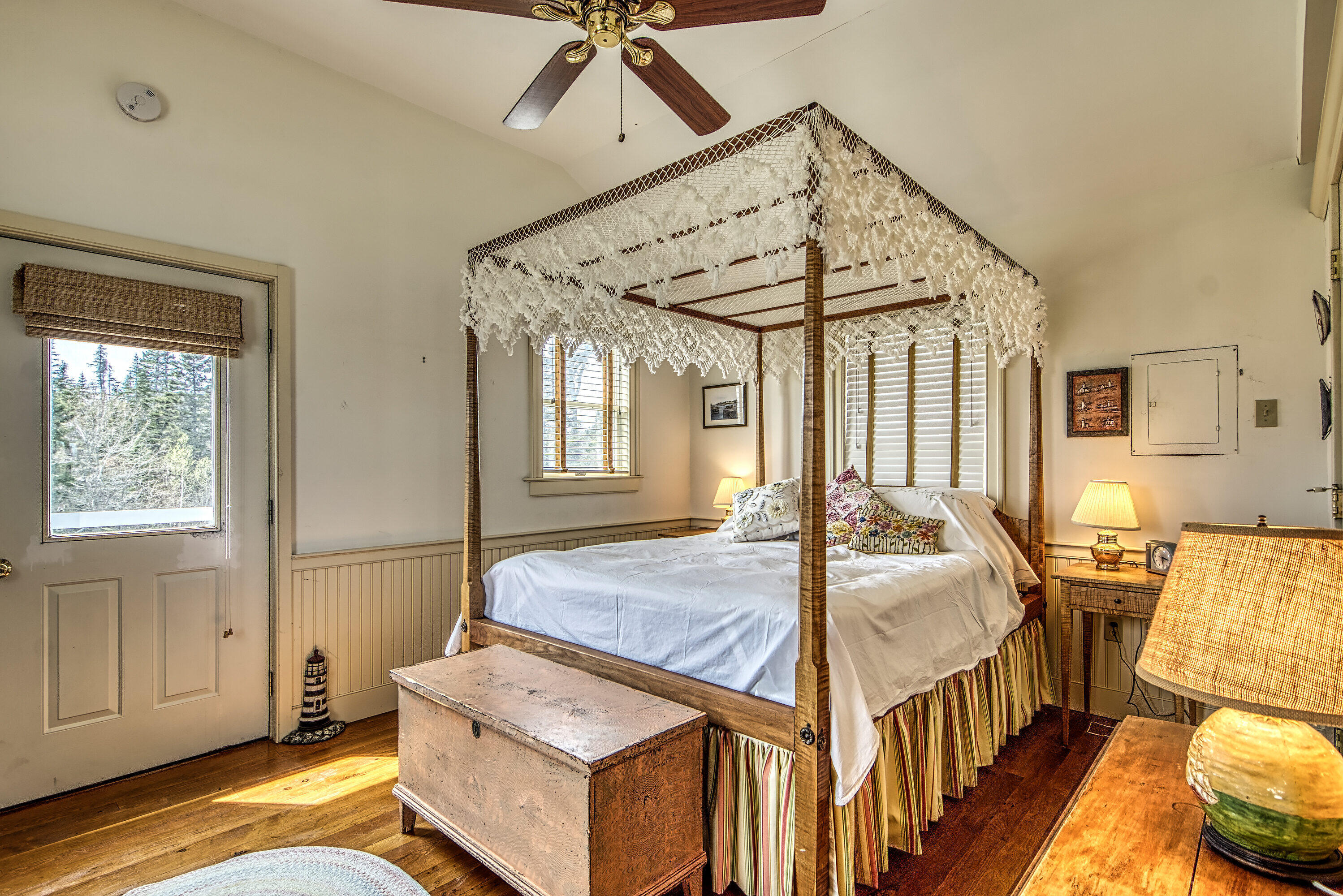 677 Corea Road Gouldsboro, ME 04624 - Photo 44 of 51 Guest House bedroom