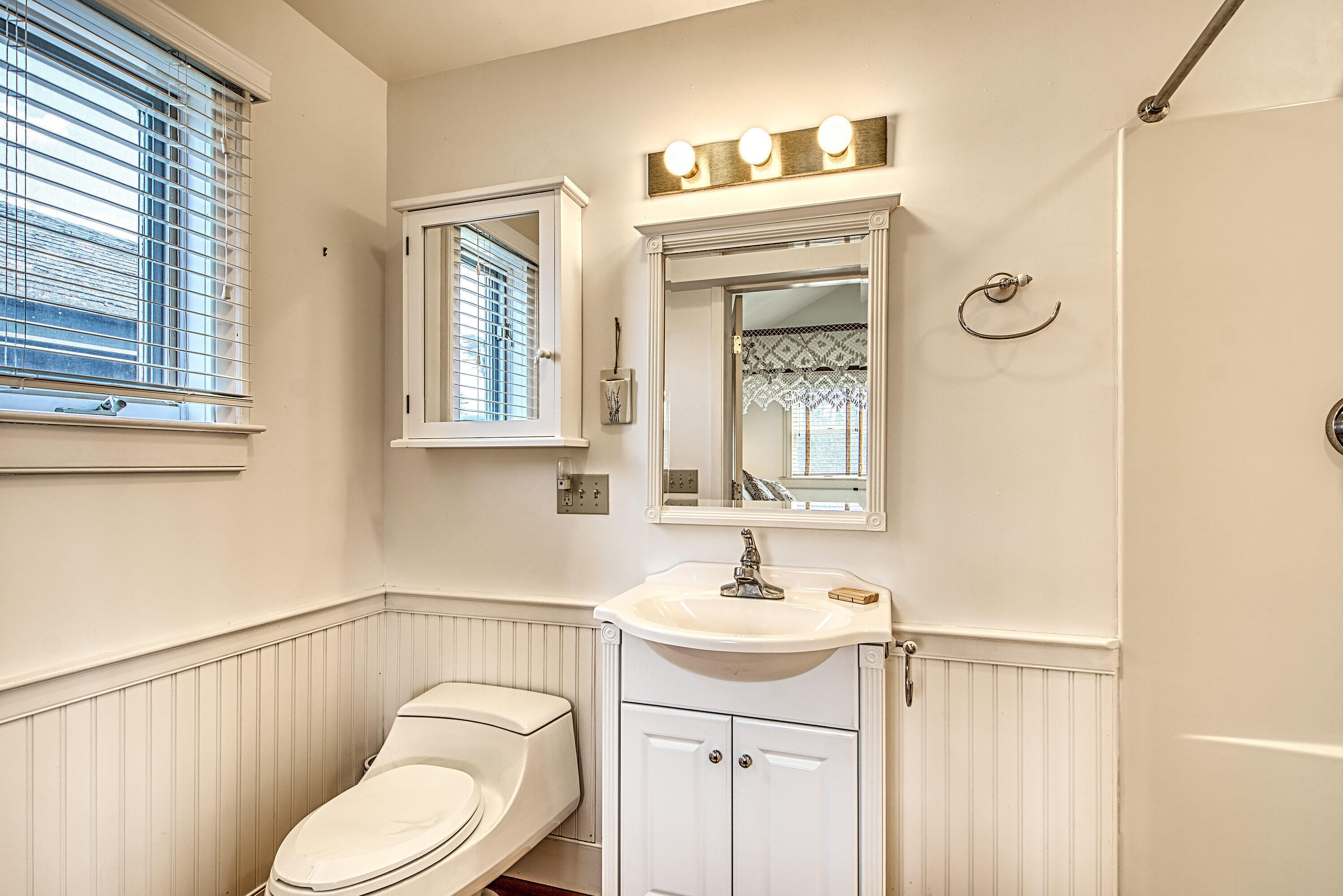 677 Corea Road Gouldsboro, ME 04624 - Photo 45 of 51 Guest House bath