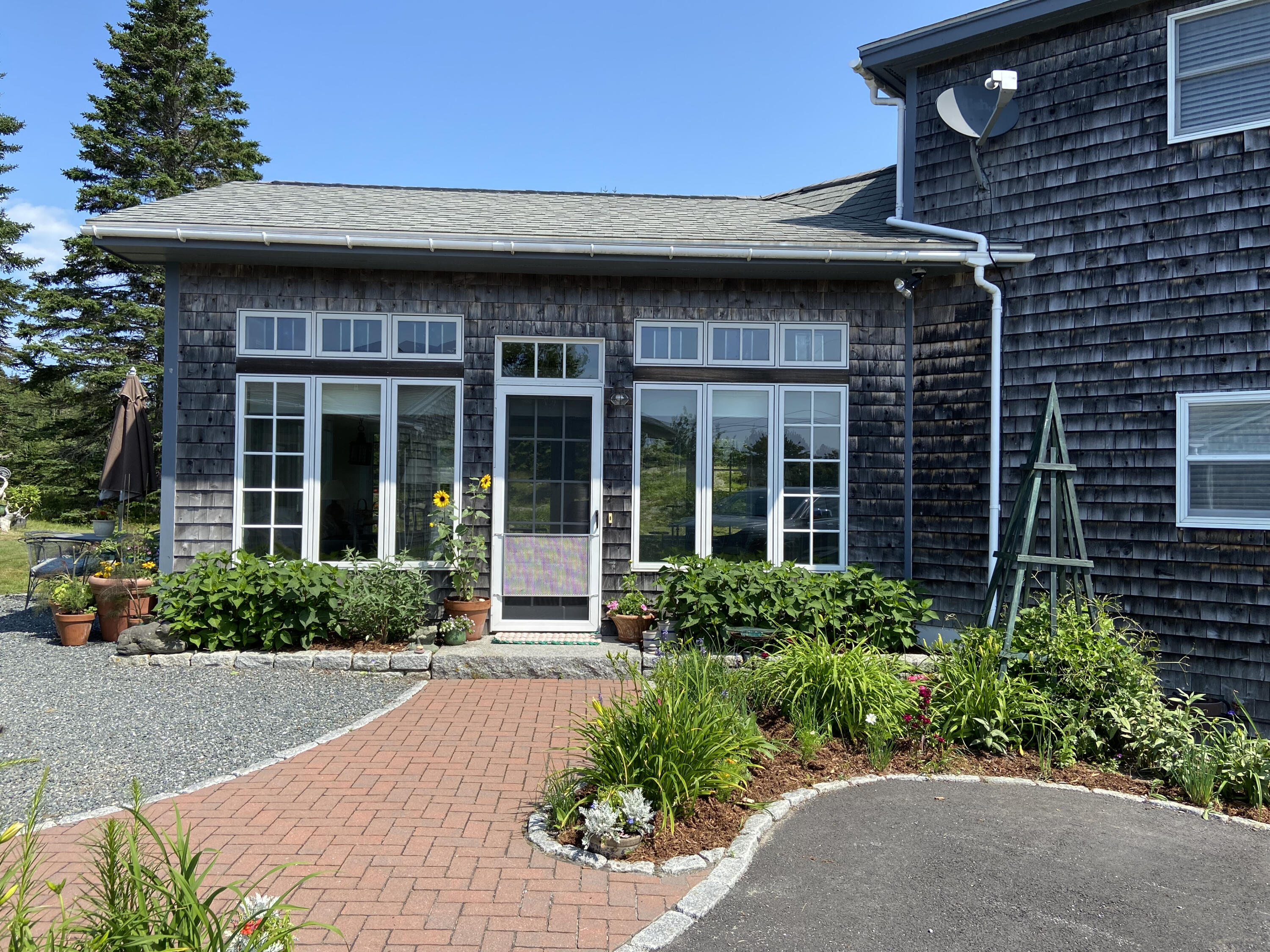 677 Corea Road Gouldsboro, ME 04624 - Photo 5 of 51 Entry