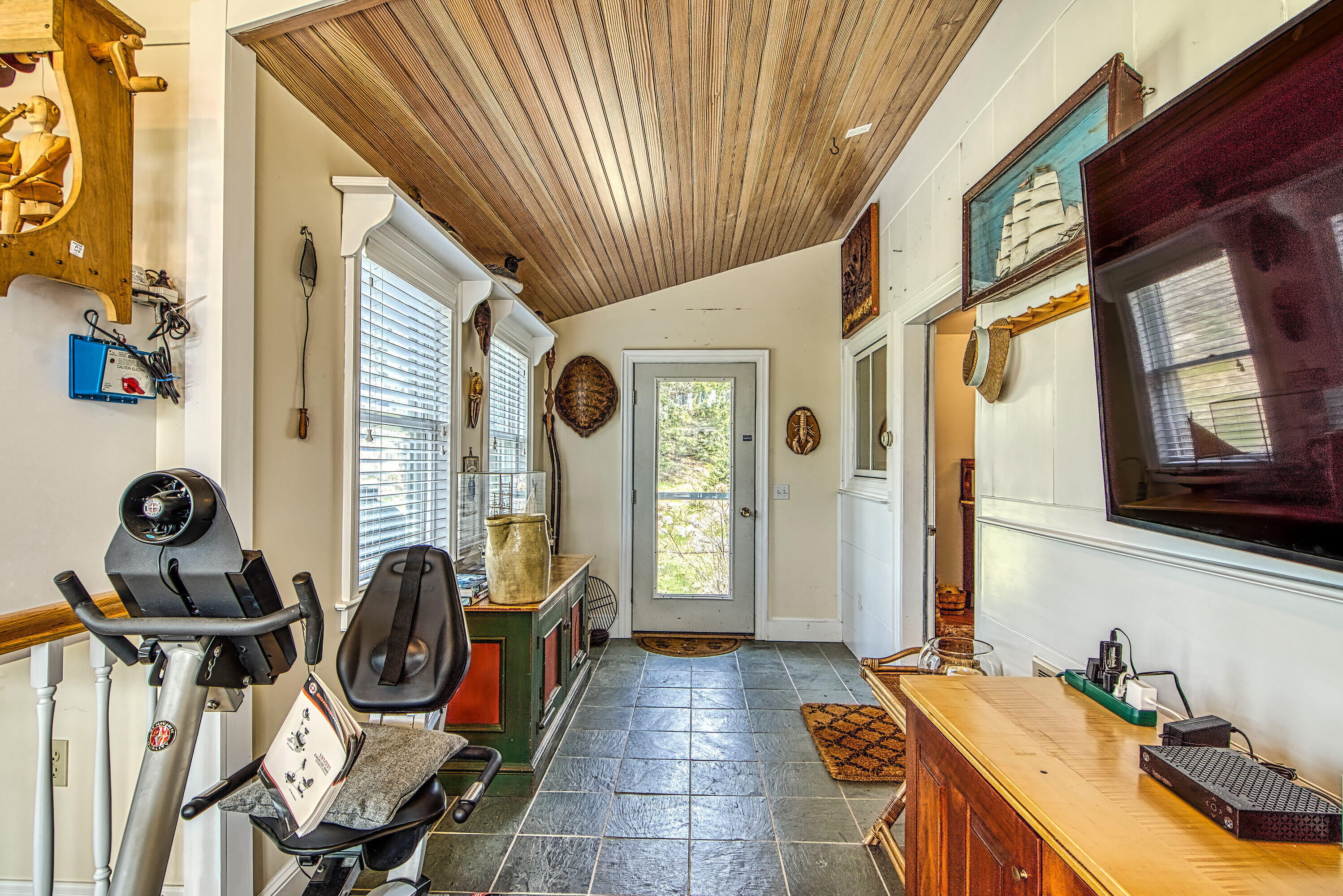 677 Corea Road Gouldsboro, ME 04624 - Photo 10 of 51 Sun Room Hallway