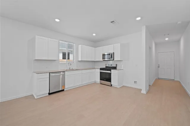 $259,950 | 17307 Thor Well Lane, Crosby, TX 77532