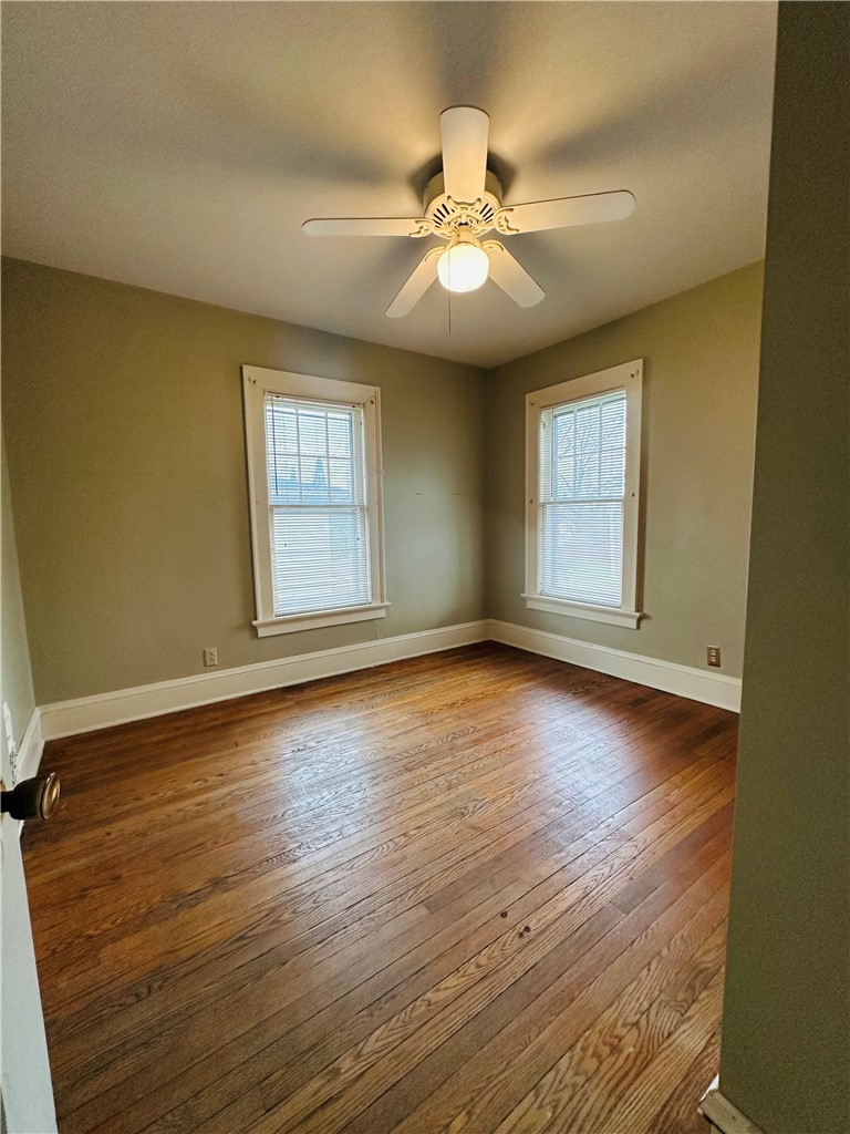 263 East Genesee Street Auburn, NY 13021 - Photo 33 of 50 Bedroom 2