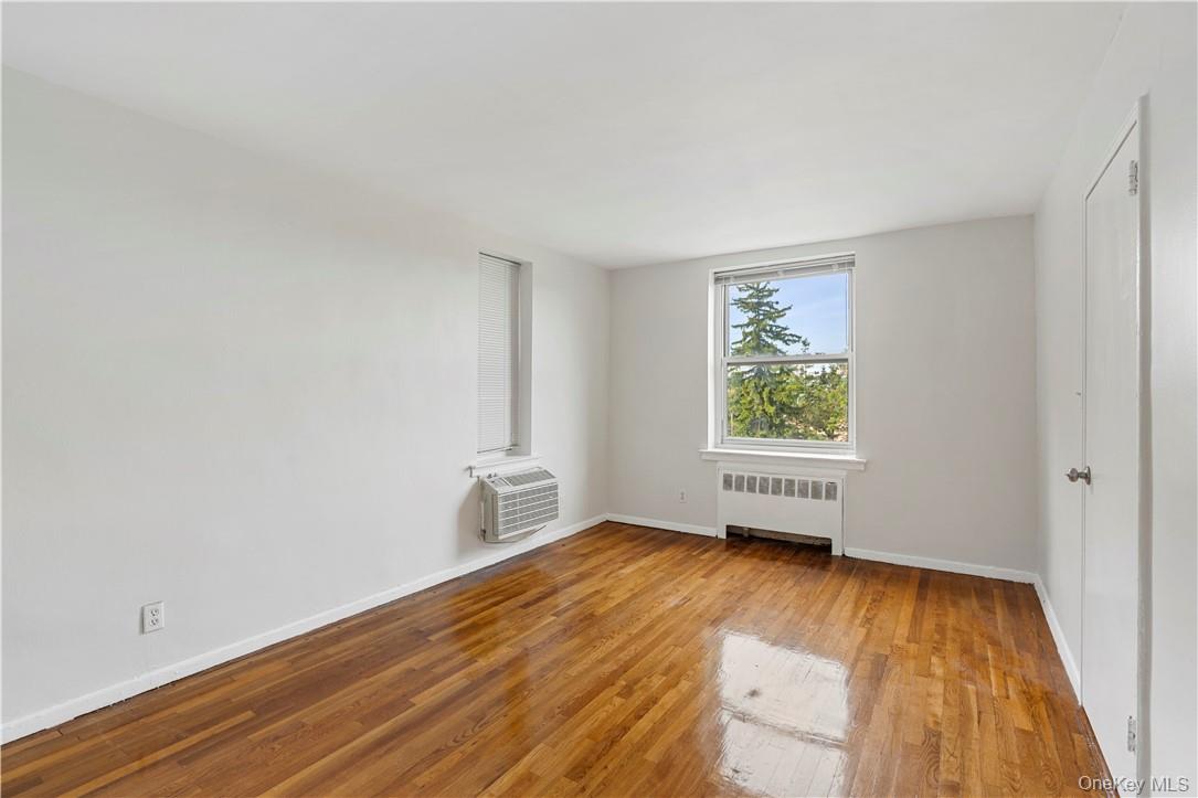 720 Pelham Road, Unit 1E New Rochelle, NY 10805 - Photo 7 of 20