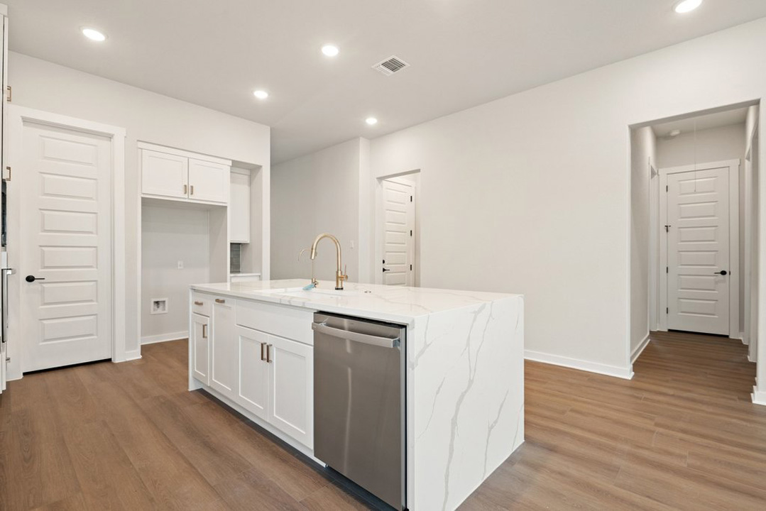 336 Marisol Bend Georgetown, TX 78626 - Photo 11 of 38