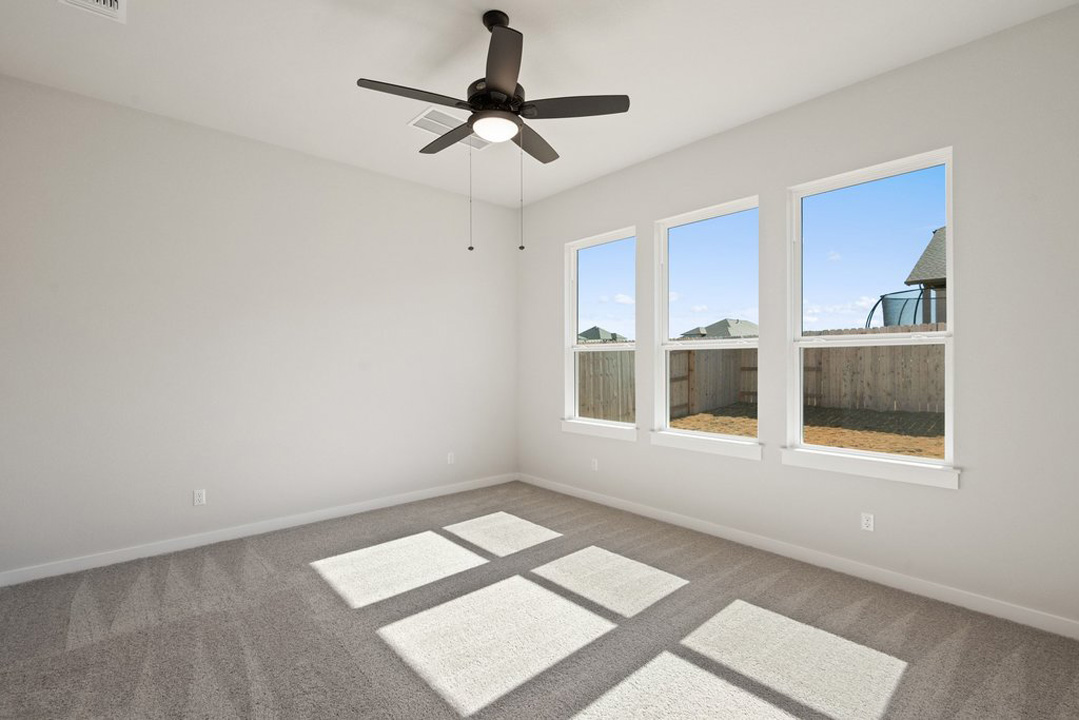 336 Marisol Bend Georgetown, TX 78626 - Photo 21 of 38