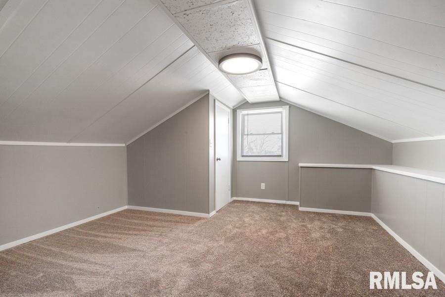 2110 Telegraph Road Davenport, IA 52804 - Photo 10 of 15 Gallery Image 10