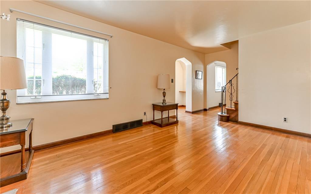 617 Soose Road Pittsburgh, PA 15209 - Photo 4 of 25 Gallery Image 4