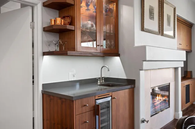 $3,400 | 105 North Kavenish Drive, Rancho Mirage, CA 92270