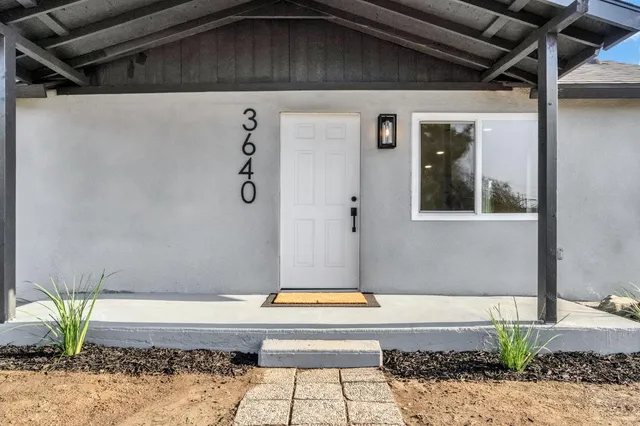 $339,900 | 3640 South Calvin Avenue, Fresno, CA 93725