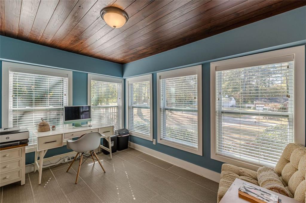 3424 Old Jonesboro Road Atlanta, GA 30354 - Photo 14 of 75 a view of a livingroom with workspace and a window