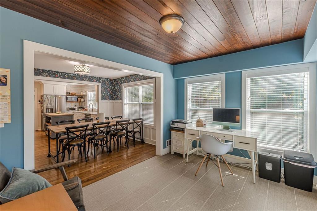 3424 Old Jonesboro Road Atlanta, GA 30354 - Photo 15 of 75 a view of a livingroom with furniture and window