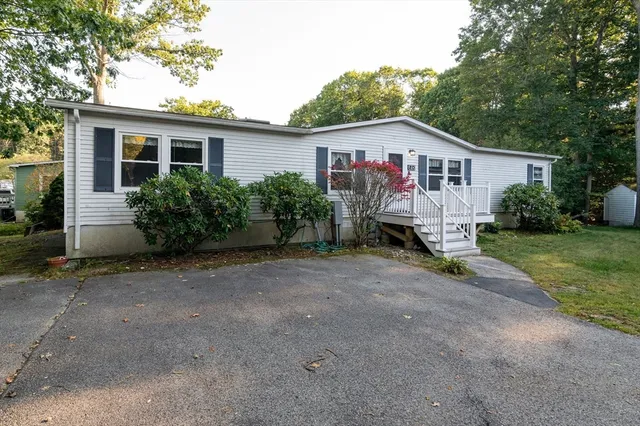 $299,999 | 20 Birch Street, Rockland, MA 02370