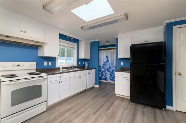 $299,999 | 20 Birch Street, Rockland, MA 02370