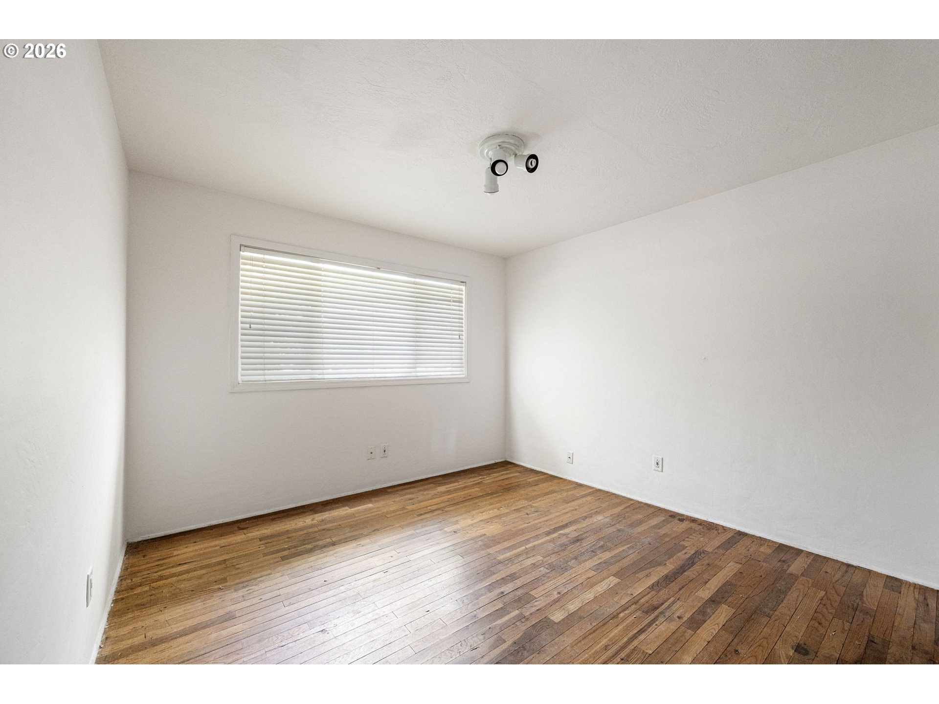 1550 Green Acres Road Eugene, OR 97408 - Photo 11 of 19