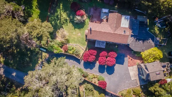 $1,095,000 | 10360 Gary Lane, Mendocino, CA 95460