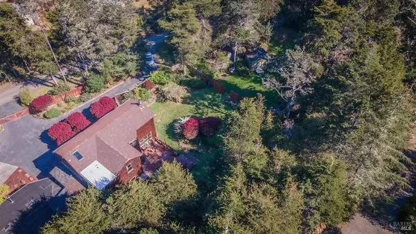 $1,095,000 | 10360 Gary Lane, Mendocino, CA 95460