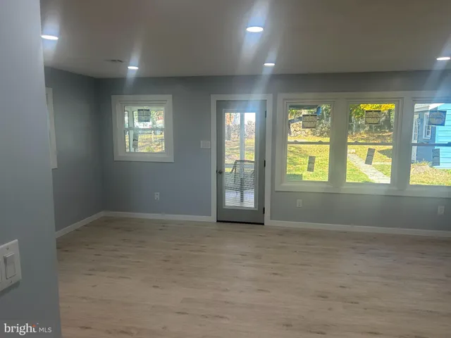 $319,900 | 4052 Locust Lane, Harrisburg, PA 17109