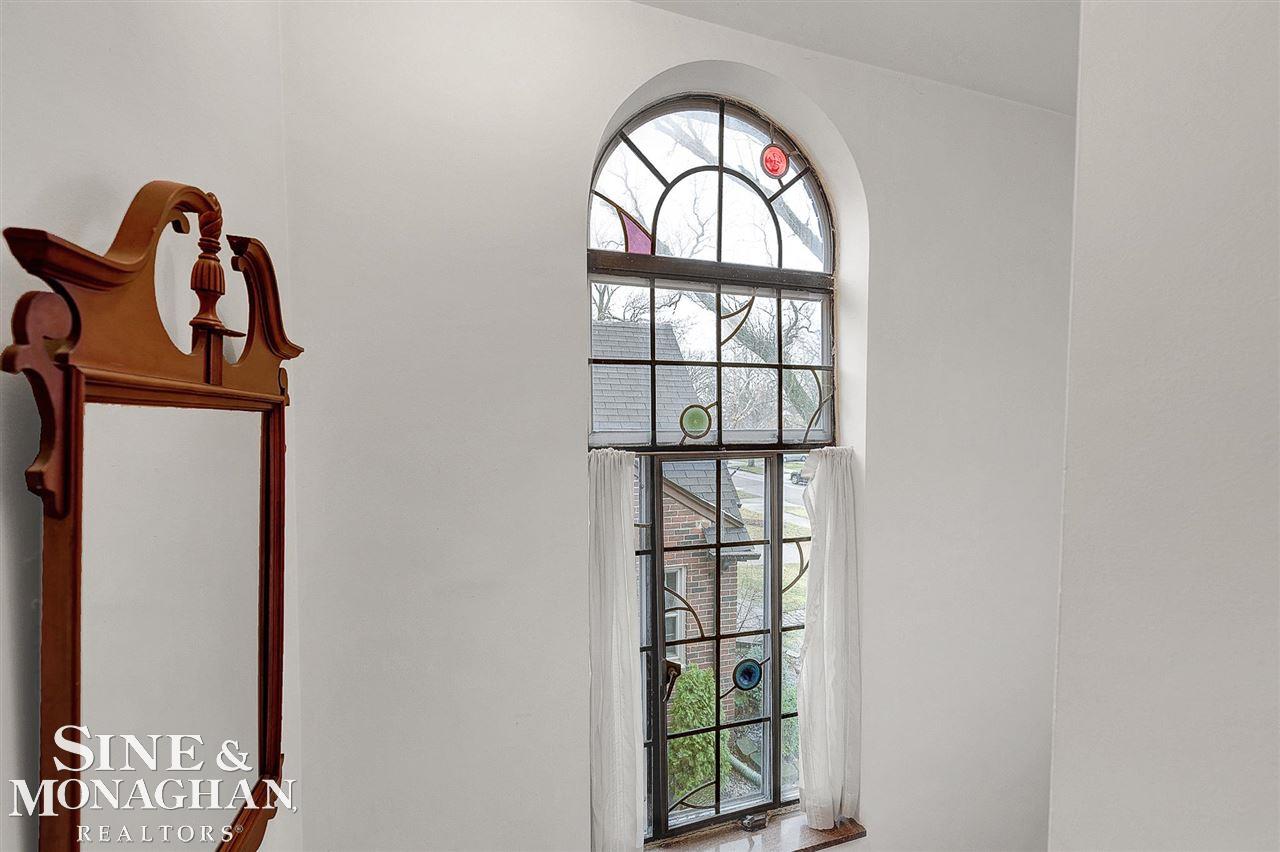 1301 Roslyn Road Grosse Pointe, MI 48236 - Photo 25 of 33 50069517-24.JPG