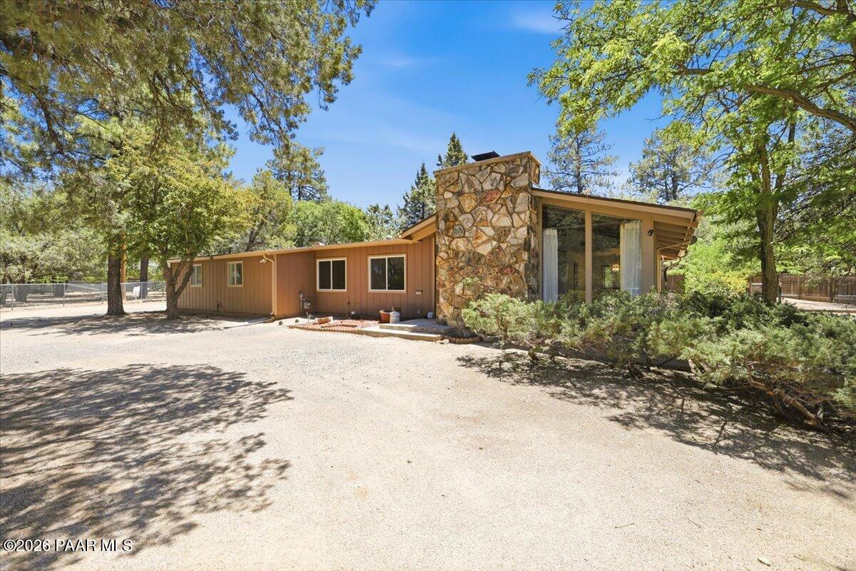 1133 Copper Basin Road Prescott, AZ 86303 - Photo 2 of 32 02-Front