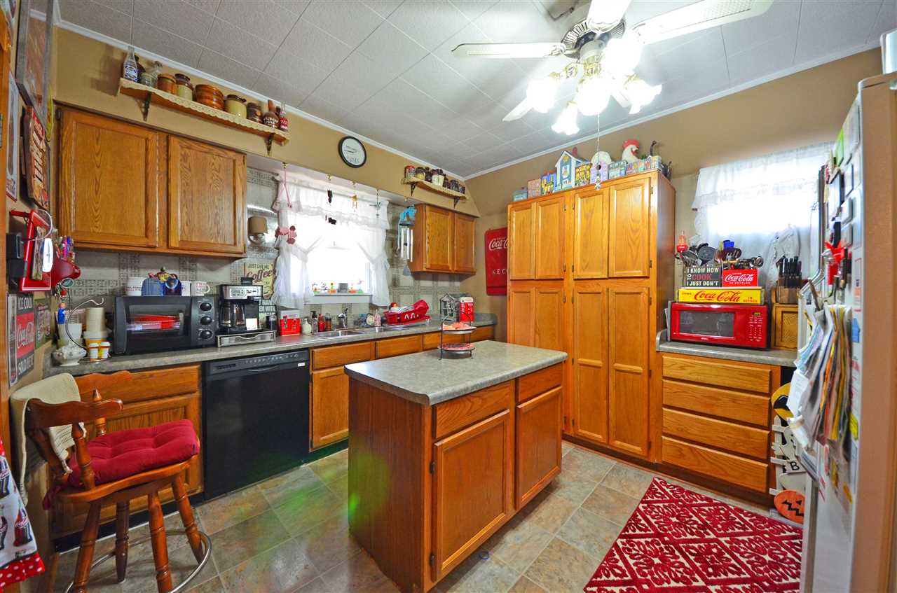 2006 Spring Street Fort Wayne, IN 46808 - Photo 4 of 18