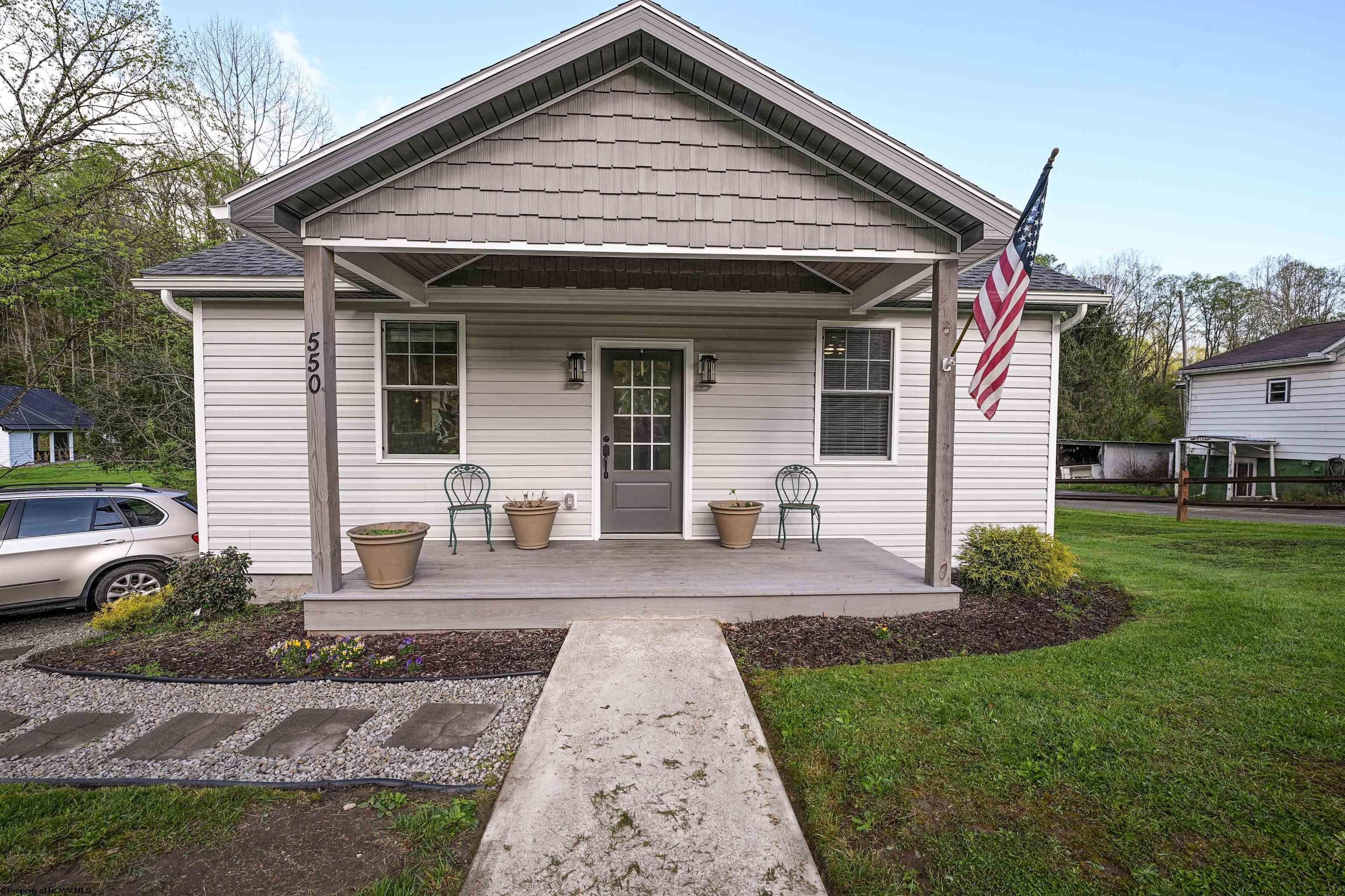 550 Saltwell Road Shinnston, WV 26431 - Photo 1 of 24 Gallery Image 1