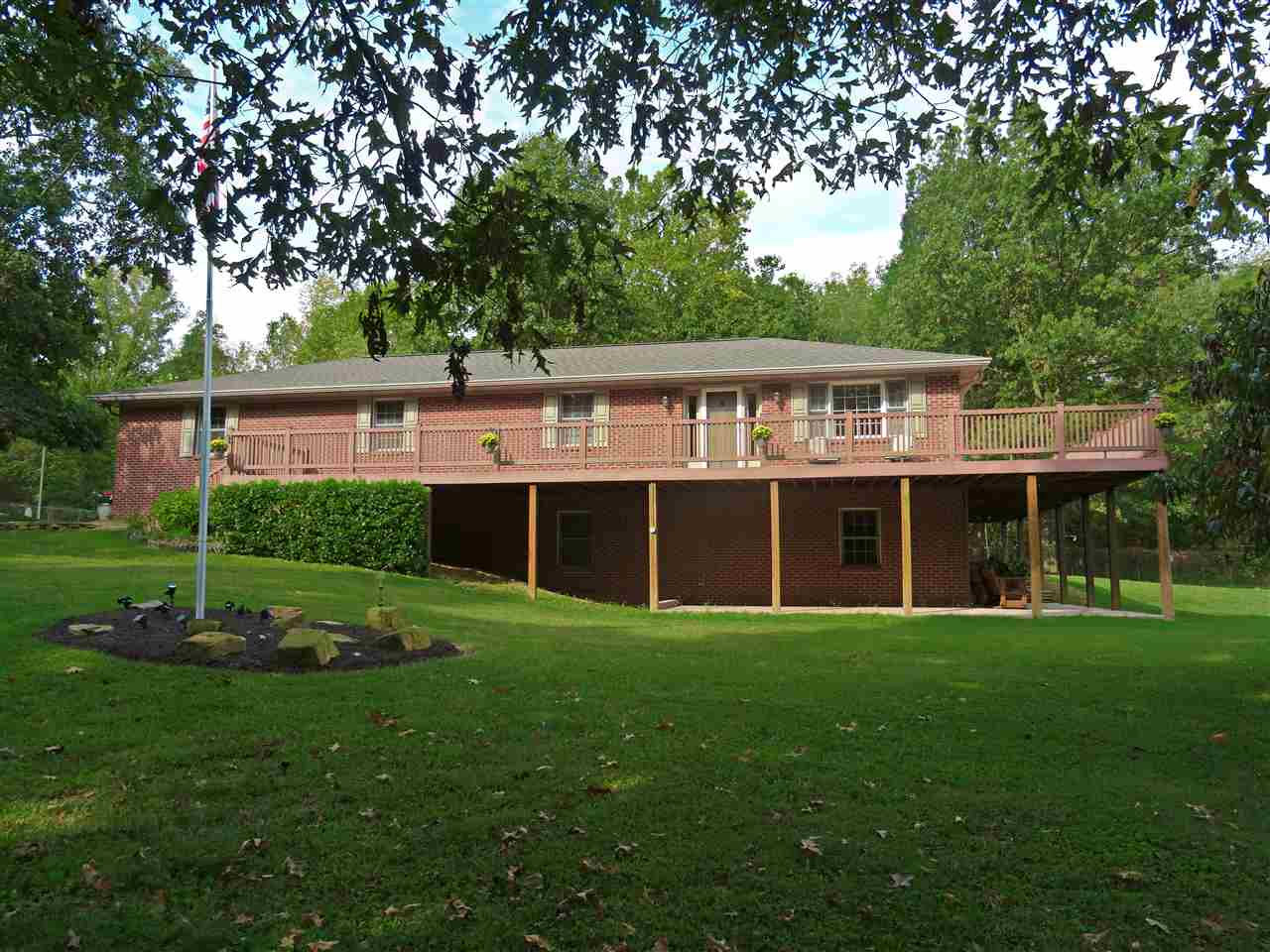 5277 Yankeetown Road Boonville, IN 47601 - Photo 1 of 29 Gallery Image 1