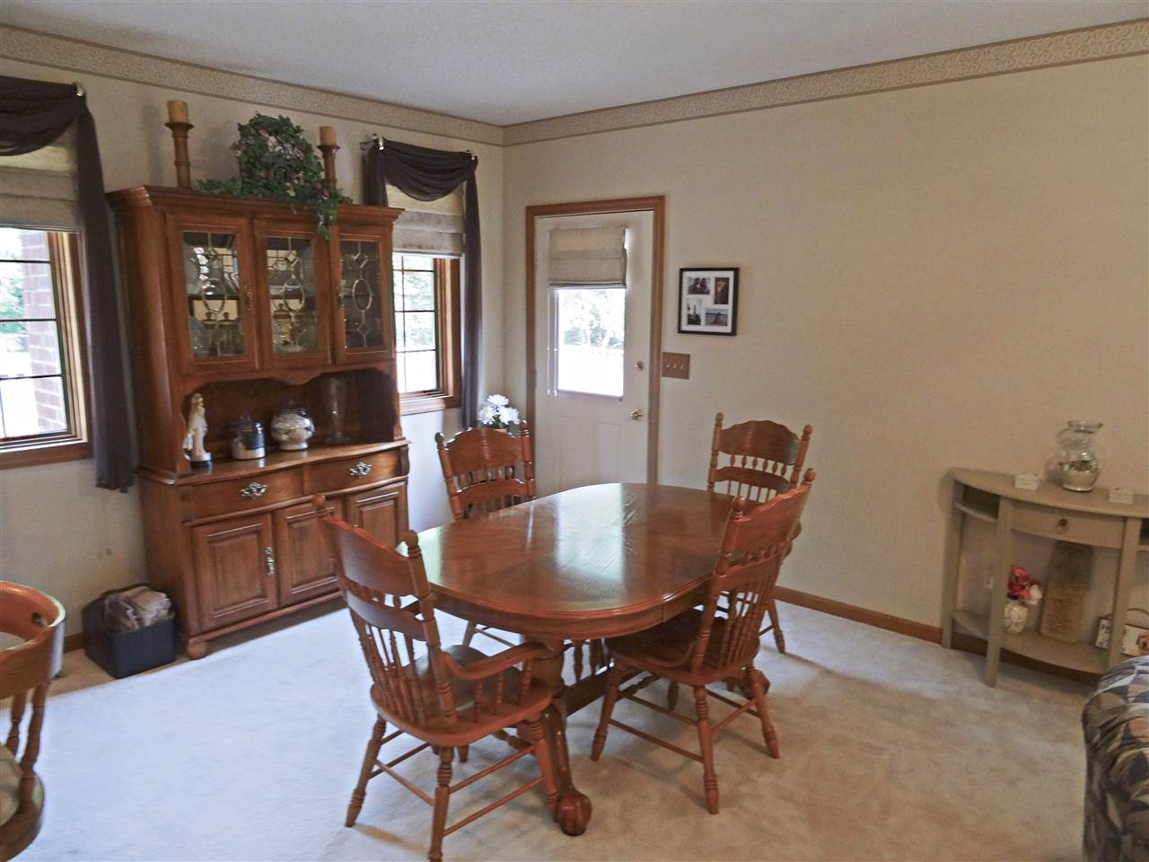 5277 Yankeetown Road Boonville, IN 47601 - Photo 8 of 29 Gallery Image 8
