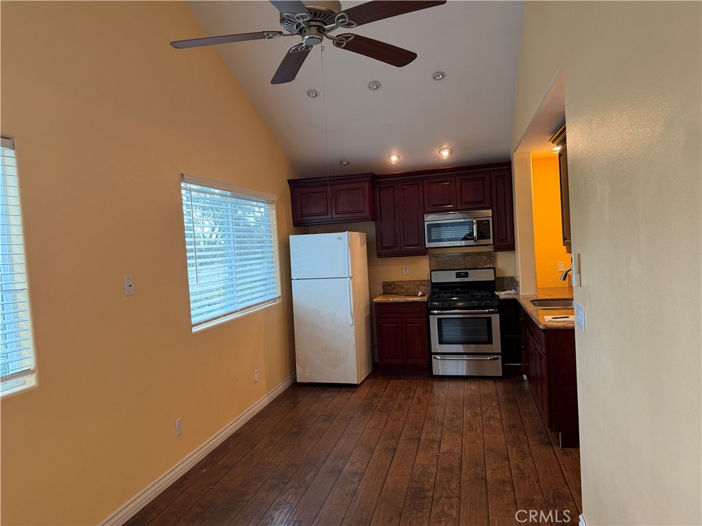 16 Wildwheat, Unit 2 Irvine, CA 92614 - Photo 8 of 10
