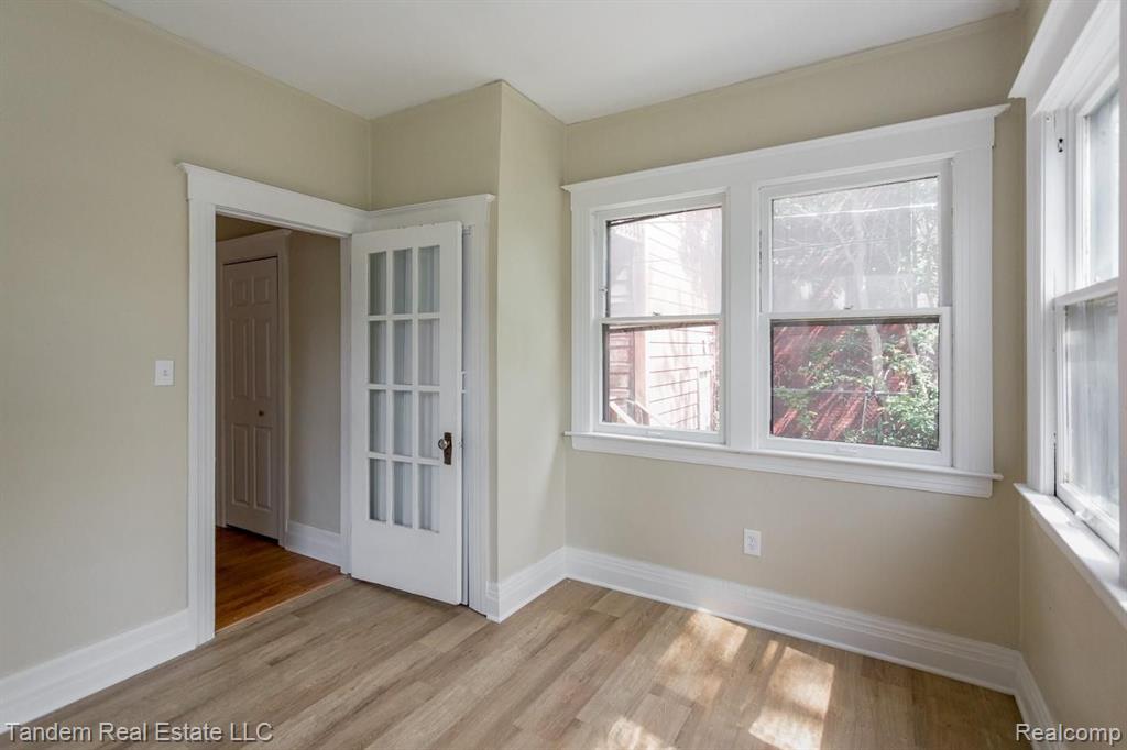 80 Hague Street Detroit, MI 48202 - Photo 29 of 40