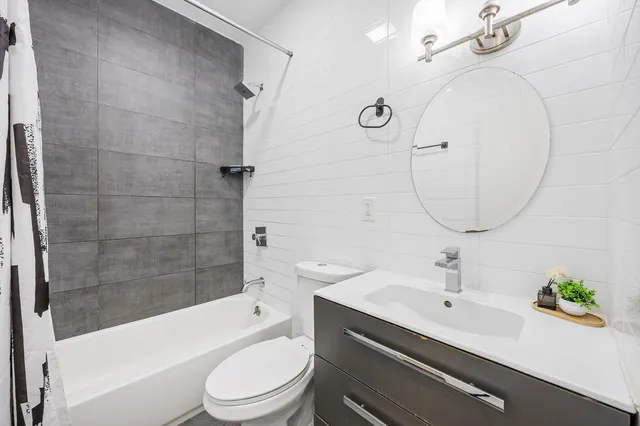 $1,098,000 | 414 Chestnut Street | City Line