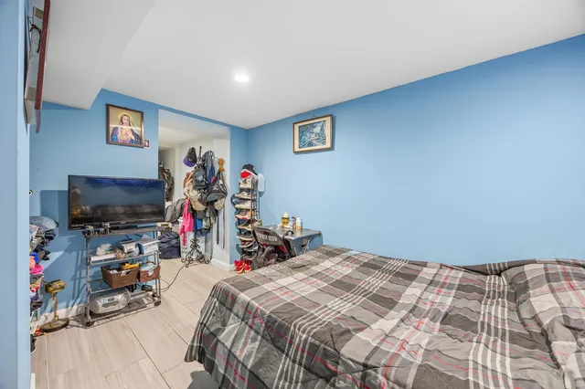 $1,098,000 | 414 Chestnut Street | City Line