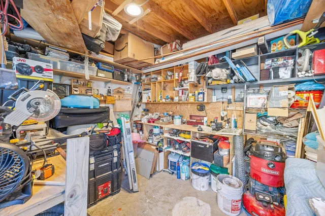 $1,098,000 | 414 Chestnut Street | City Line