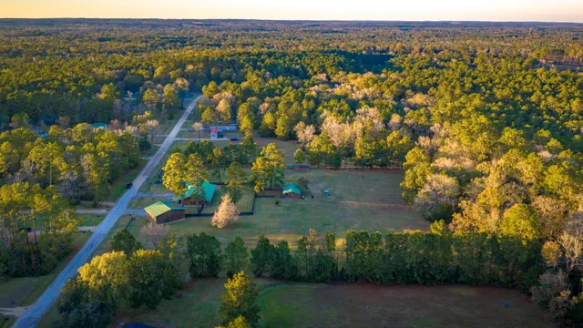 $498,750 | 348 Rolling Wood, Livingston, TX 77351