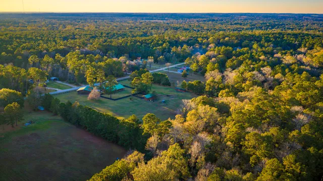 $498,750 | 348 Rolling Wood, Livingston, TX 77351