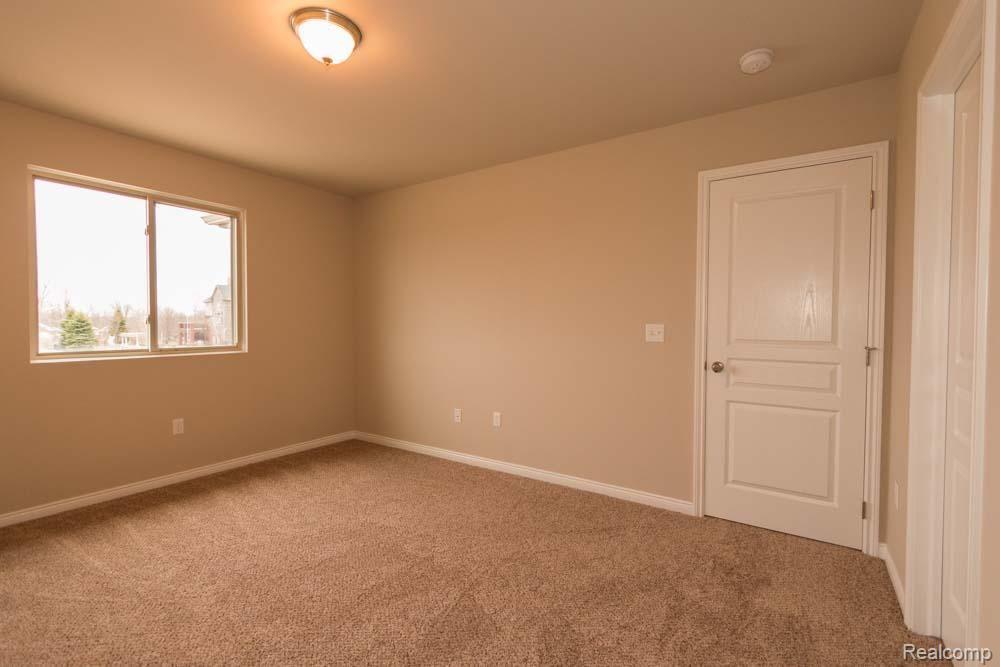 2755 West Wattles Road Troy, MI 48098 - Photo 16 of 25