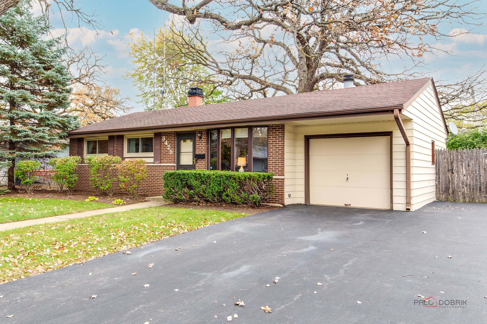 3425 Stonegate Road Waukegan, IL 60087 - Photo 1 of 25 Gallery Image 1