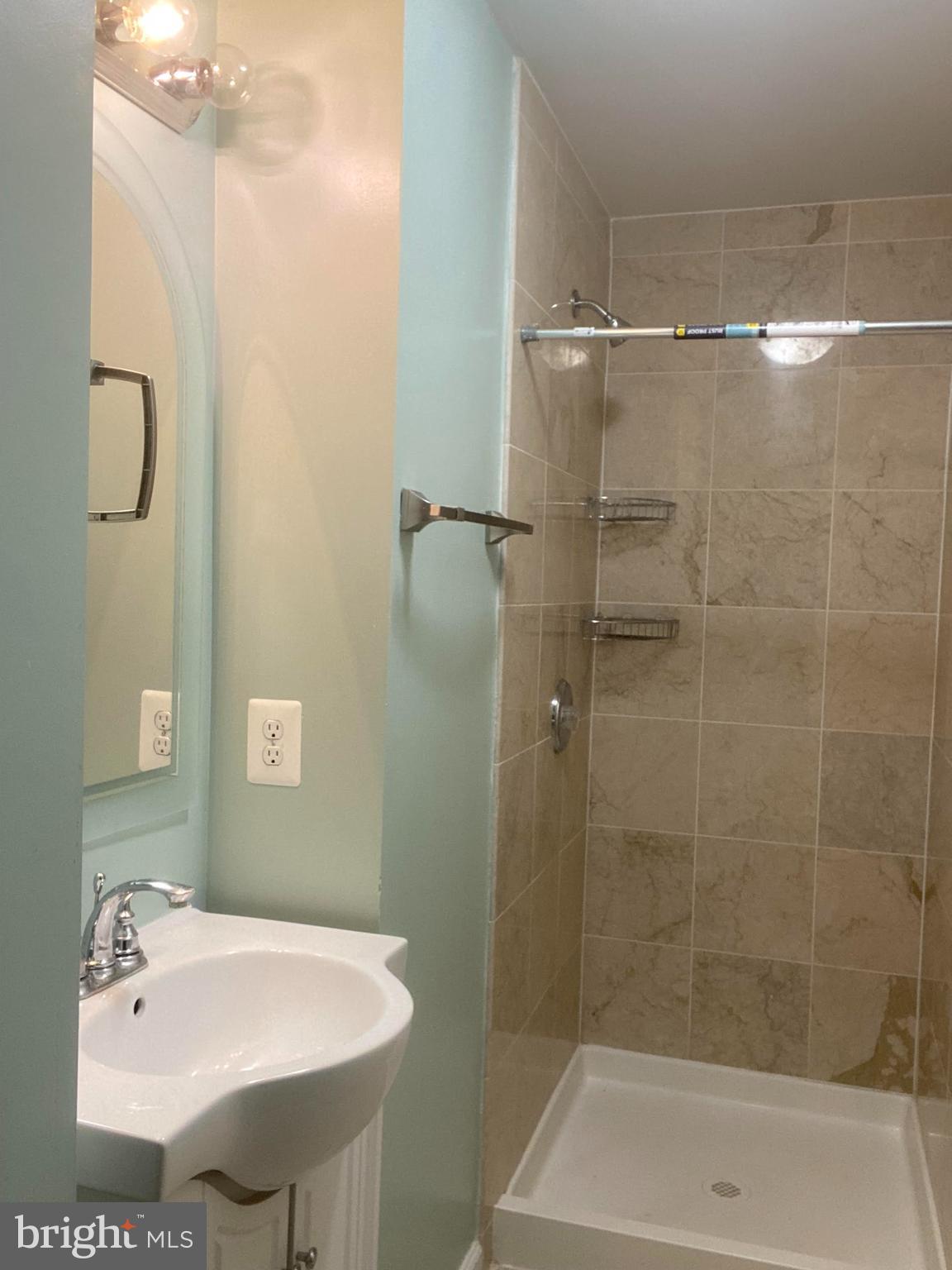 7525 Magarity Road Falls Church, VA 22043 - Photo 10 of 14 Bathroom