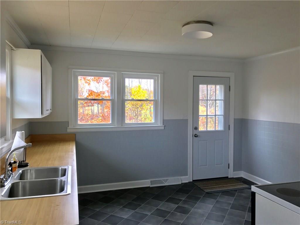 820 Anglin Mill Road Stoneville, NC 27048 - Photo 5 of 11 Gallery Image 5