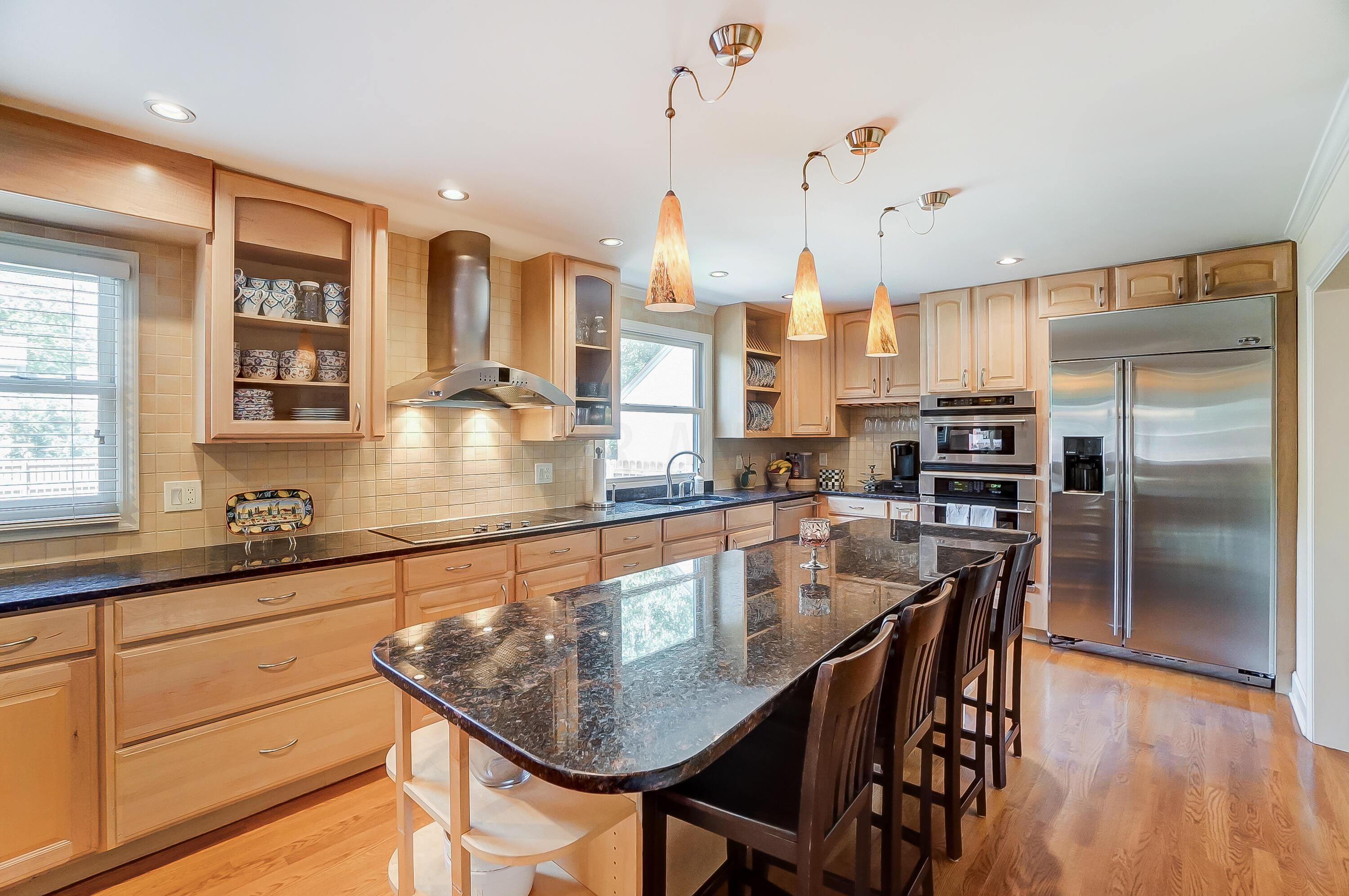 179 South Harding Road Columbus, OH 43209 - Photo 18 of 48 Kitchen