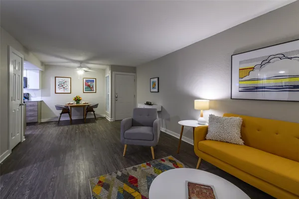 $1,050 | 8787 Hammerly Boulevard, Unit 316, Houston, TX 77080