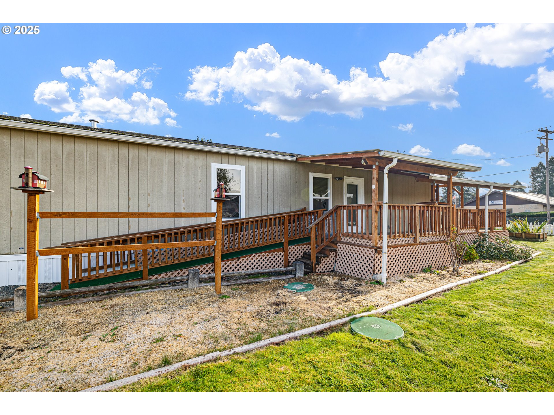 82849 Minnick Road Dexter, OR 97431 - Photo 4 of 41 a view of a house with backyard and sitting area