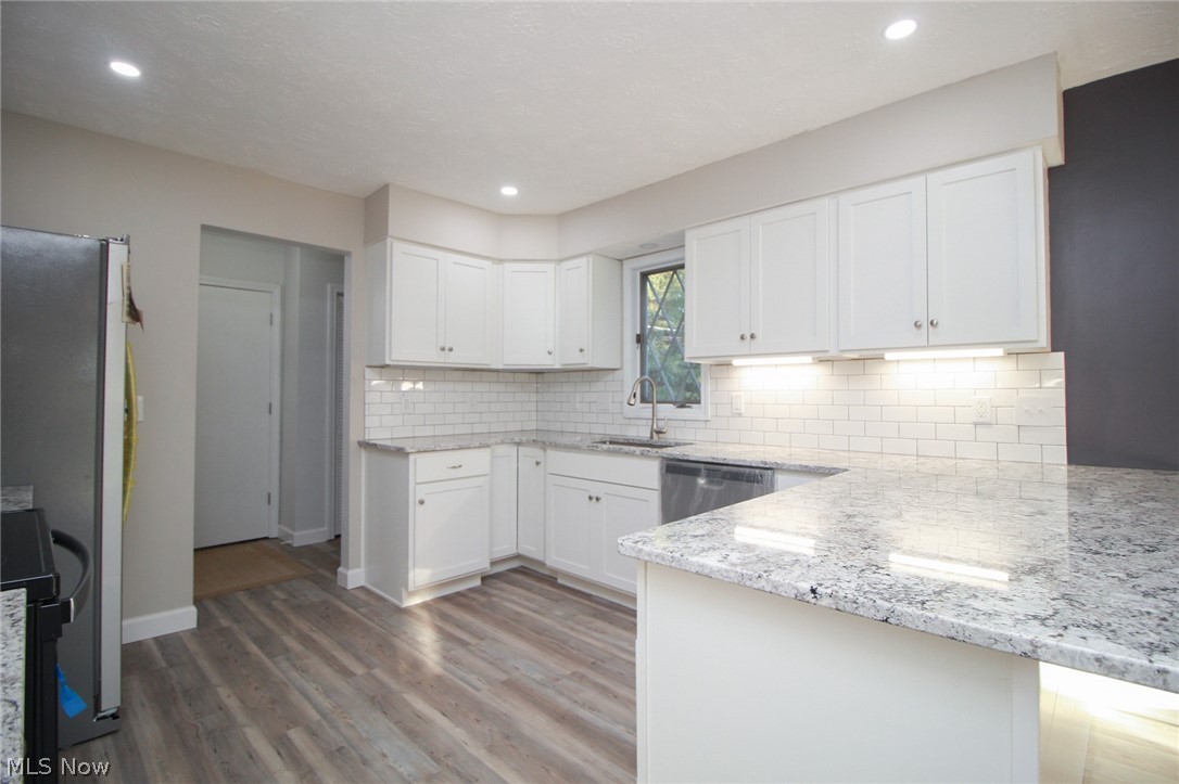 878 Warner Road Northeast Vienna, OH 44473 - Photo 6 of 26 Gallery Image 6